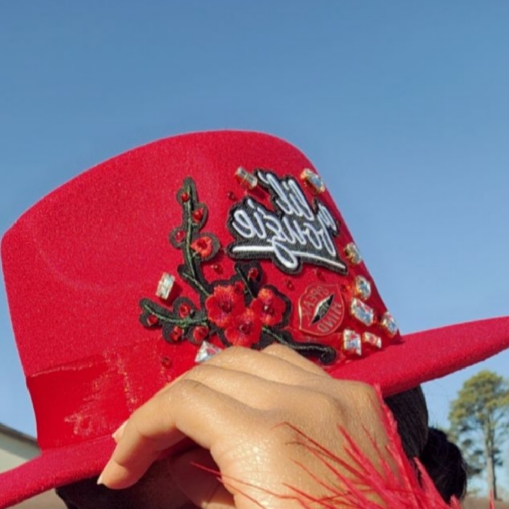 Custom Fedora Red - Picture 2 of 2